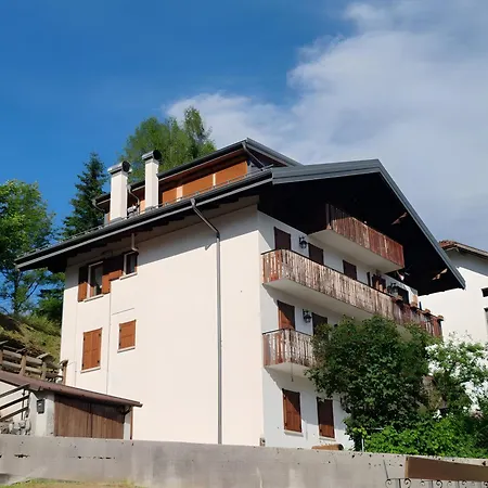 La Casa Dei Cervi A Vinigo Apartament