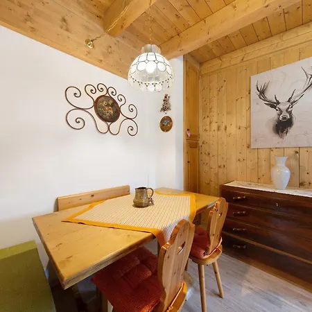 La Casa Dei Cervi A Vinigo Appartement